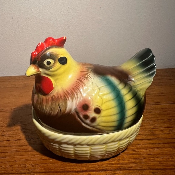 Hen on nest with salt and pepper shakers Vintage Japan Read - Picture 3 of 11